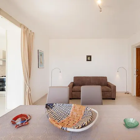 Apartment La Casa Di Renata - Gioia