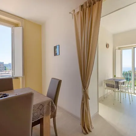 Apartment La Casa Di Renata - Gioia Procida