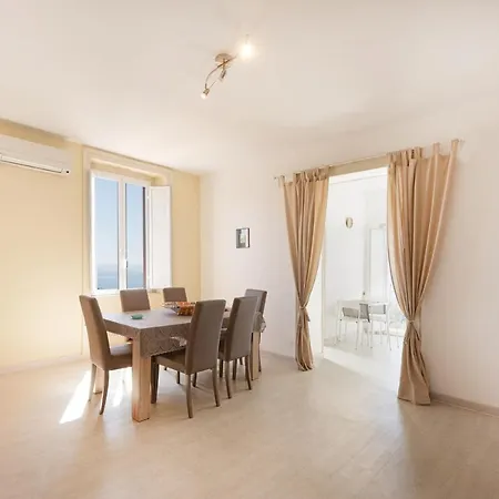 La Casa Di Renata - Gioia * Procida