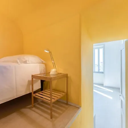 Apartment La Casa Di Renata - Gioia Procida